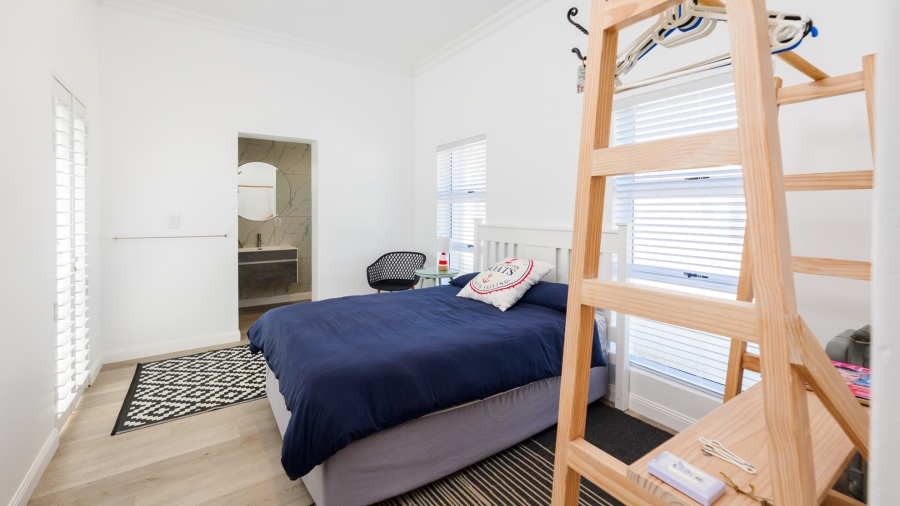 4 Bedroom Property for Sale in Agulhas Western Cape